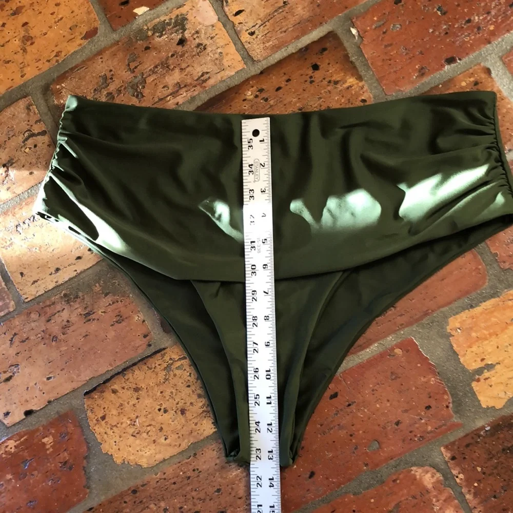 Shein swimsuit bottom - Picture 3 of 5